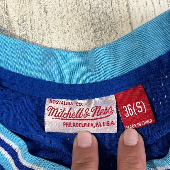 Kobe Bryant Los Angles Lakers Blue Soul Swingman #8 Throwback Jersey. Small (36) - Picture 6 of 9